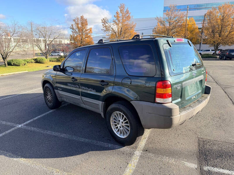 2002 Ford Escape XLS Choice