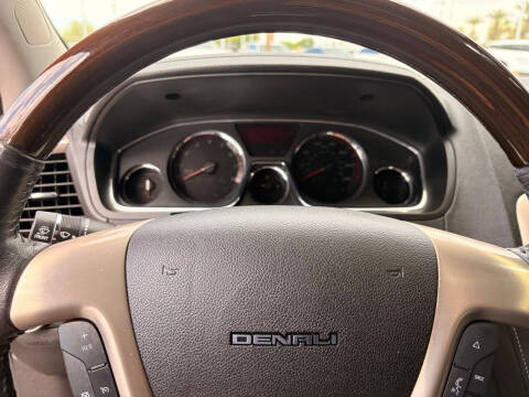 2014 GMC Acadia Denali