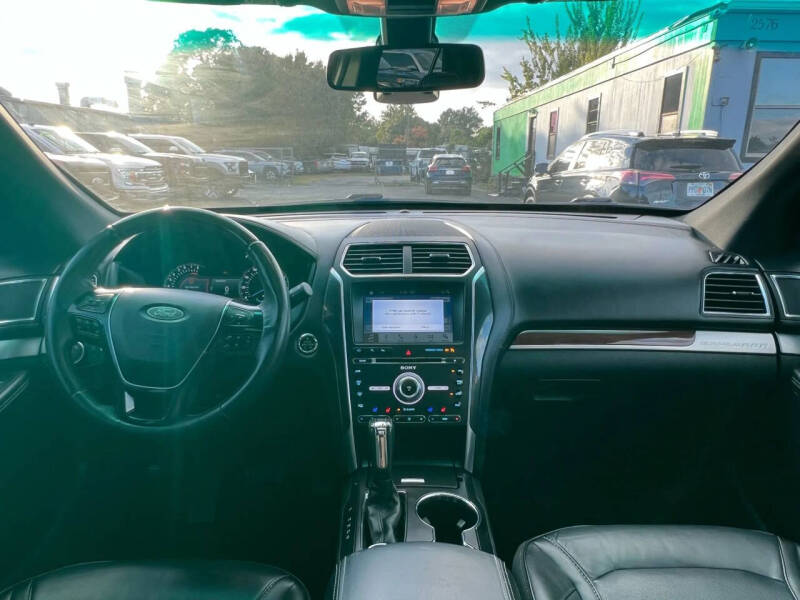 2018 Ford Explorer Platinum