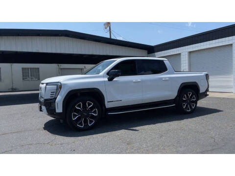 2025 GMC Sierra EV Denali