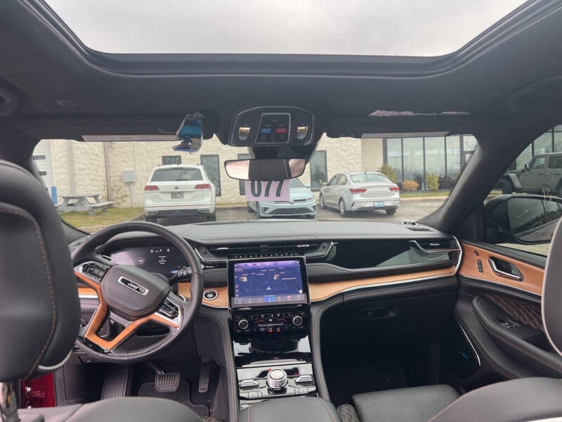 2025 Jeep Grand Cherokee L Summit