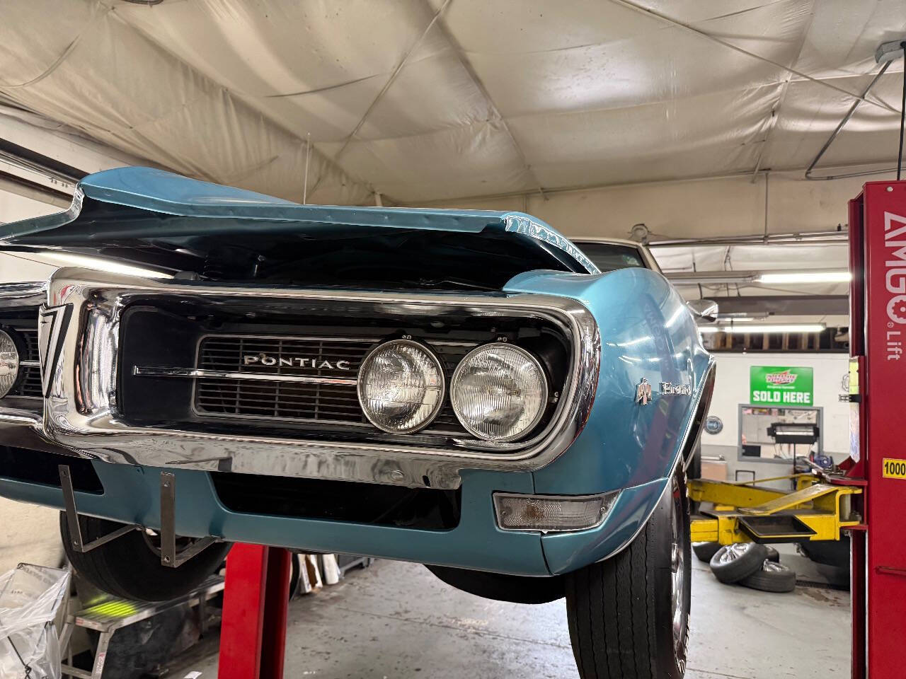 1968 Pontiac Firebird 143