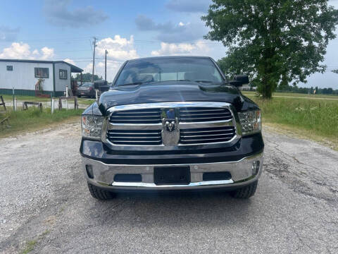 2016 RAM 1500 SLT