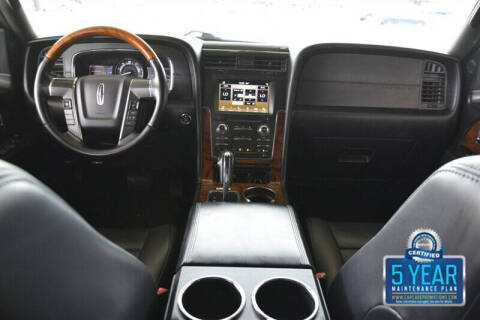 2016 Lincoln Navigator Select