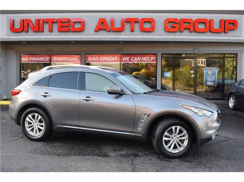 2014 Infiniti QX70 for sale at United Auto Group in Putnam CT