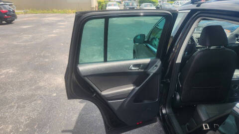 2011 Audi Q5 3.2 quattro Premium Plus