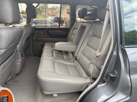 2003 Lexus LX 470