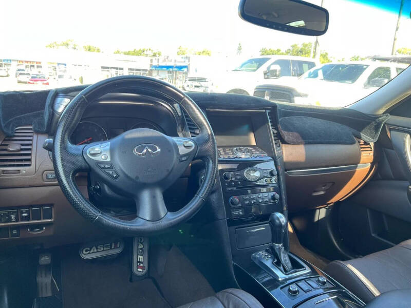 2010 Infiniti FX35