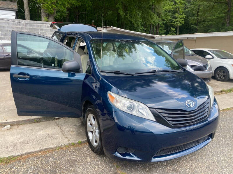 2011 Toyota Sienna for sale at Knox Bridge Hwy Auto Sales in Canton GA