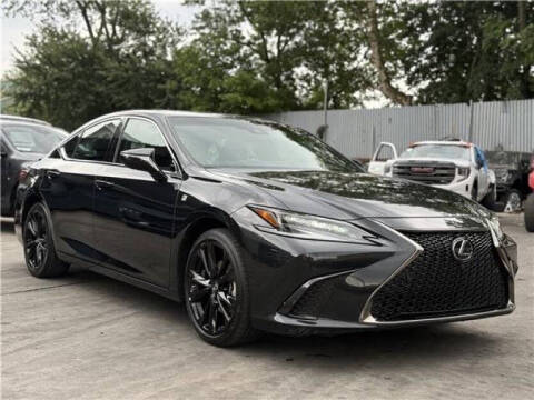 2023 Lexus ES 350 F SPORT Handling