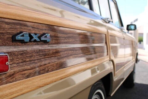 1990 Jeep Grand Wagoneer
