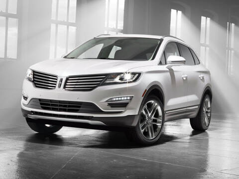 2017 Lincoln MKC for sale at CHEVROLET OF SMITHTOWN in Saint James NY