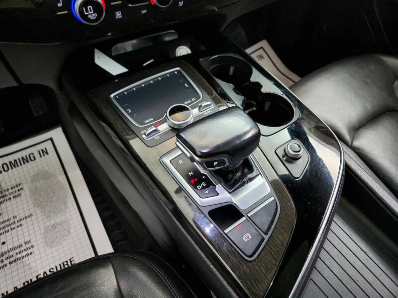 2017 Audi Q7 2.0T quattro Premium Plus