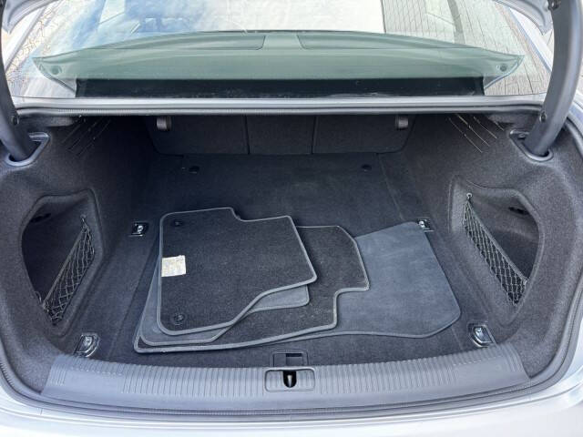 2017 Audi A4 2.0T quattro Premium