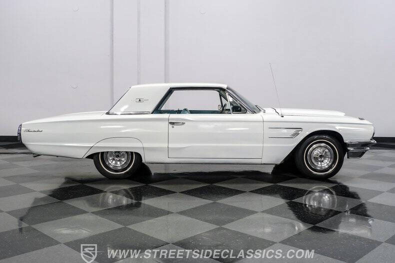 1965 Ford Thunderbird