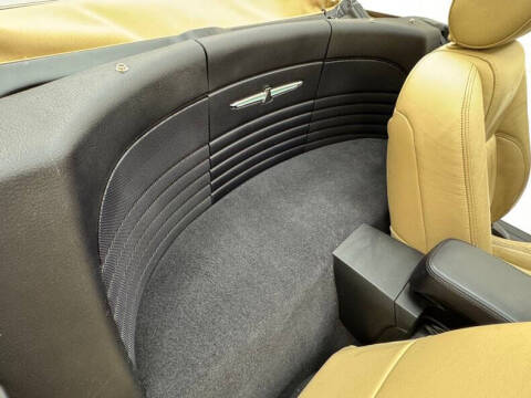 2005 Ford Thunderbird Deluxe