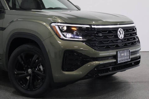 2026 Volkswagen Atlas Cross Sport SEL R-Line Black 4Motion