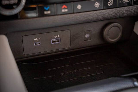 2023 Mitsubishi Outlander PHEV SEL