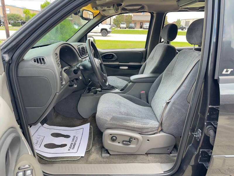2004 Chevrolet TrailBlazer EXT LT
