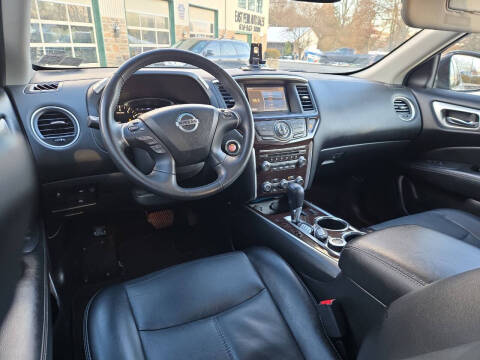 2014 Nissan Pathfinder SL