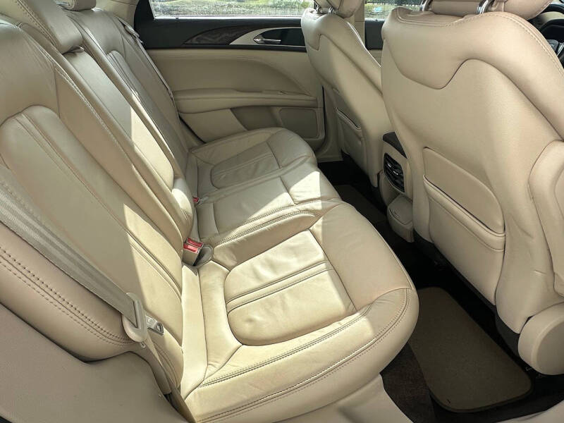 2017 Lincoln MKZ Select