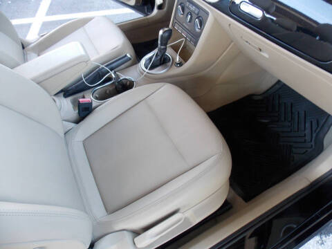 2014 Volkswagen Beetle Convertible 1.8T