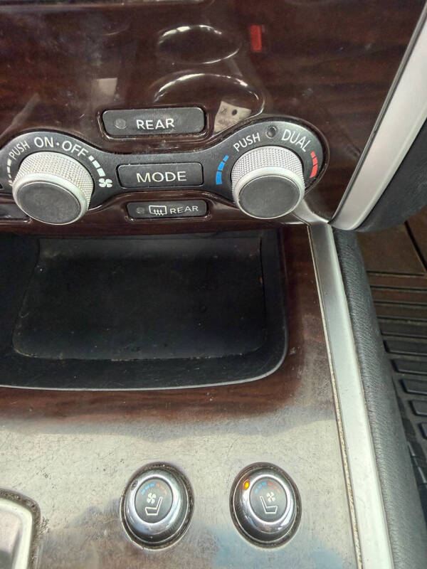 2013 Nissan Pathfinder Platinum