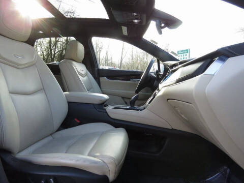 2017 Cadillac XT5 Premium Luxury