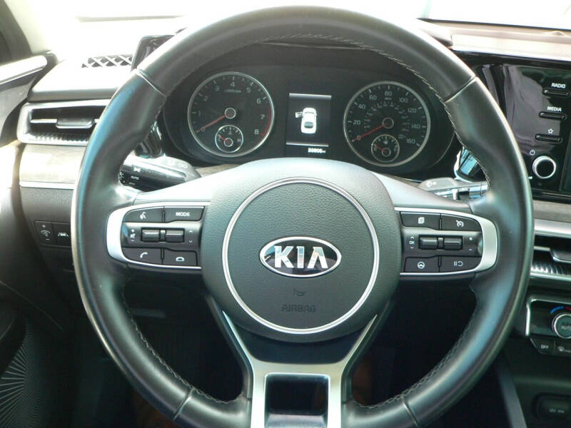 2021 Kia K5 EX