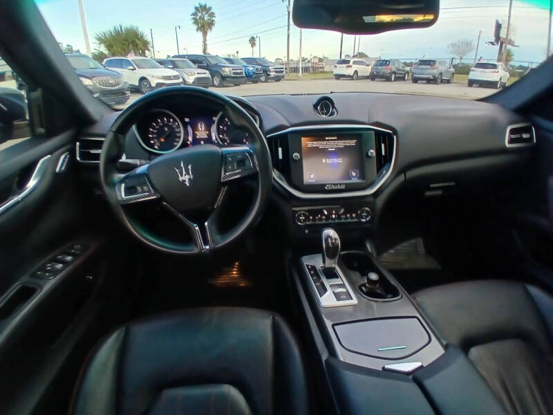 2016 Maserati Ghibli S