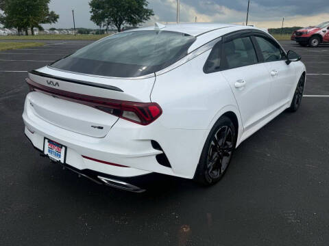 2022 Kia K5