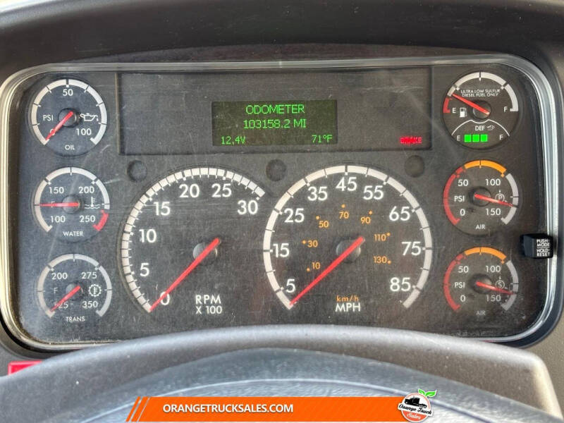 2018 Freightliner M2 106