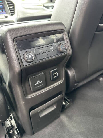 2017 GMC Acadia SLT-1