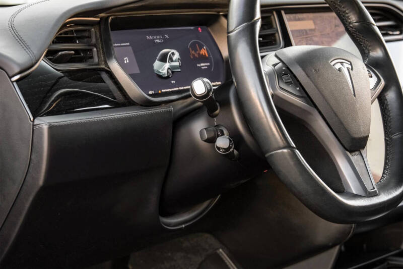 2018 Tesla Model X 75D