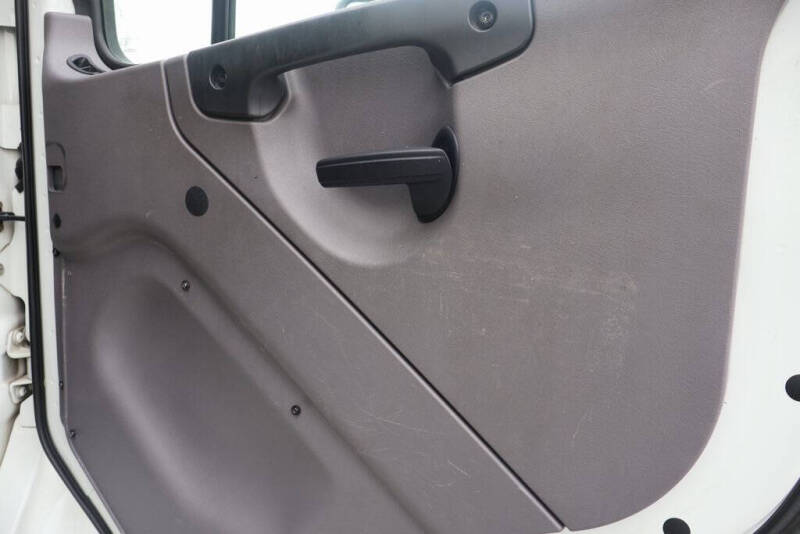 2016 Freightliner M2 106