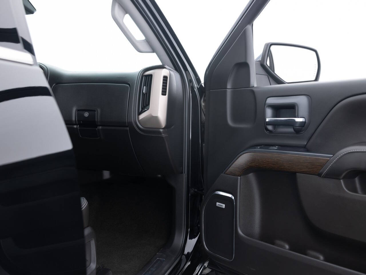 Used Car 2017 Gmc Sierra 1500  Denali 4x4 4dr Crew Cab 6.5 Ft. Sb For Sale Under $50,000 In Coal City, Illinois