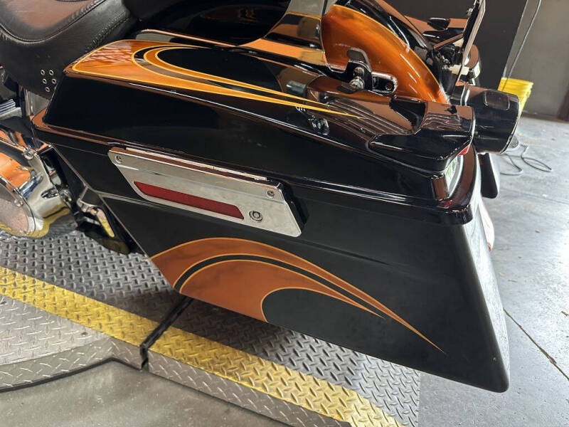 2004 Harley-Davidson® FLSTF - Fat Boy®