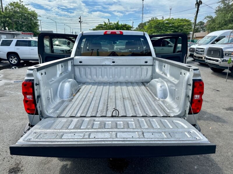 2018 CHEVROLET Silverado Pickup - $30,995