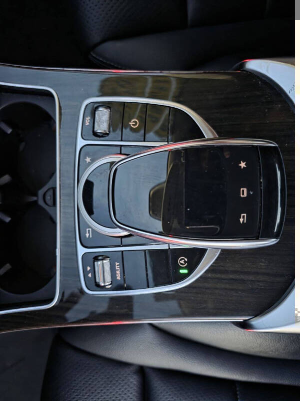 2015 Mercedes-Benz C-Class C 300