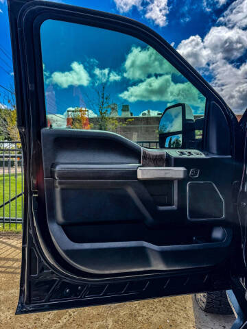 2017 Ford F-350 Super Duty Lariat