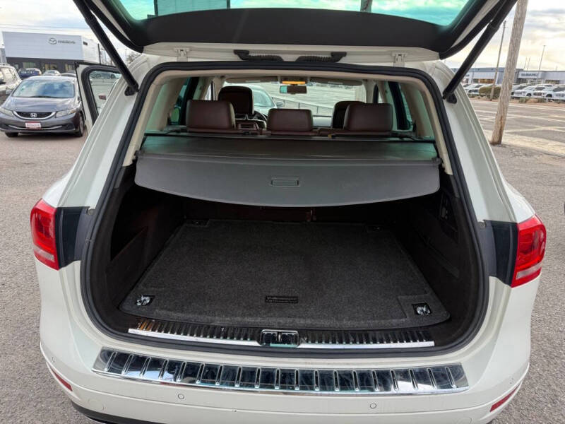 2011 Volkswagen Touareg TDI Executive