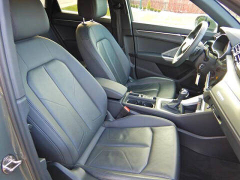 2025 Audi Q3 quattro S line Premium 45 TFSI