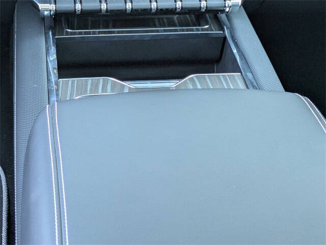 2025 GMC Sierra EV Denali