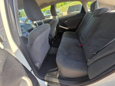 2012 Toyota Prius Two