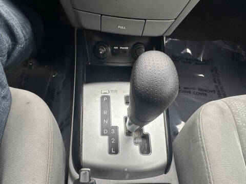 2010 Hyundai Elantra Blue