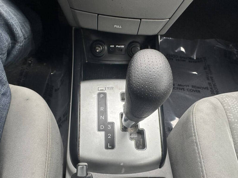 2010 Hyundai Elantra Blue