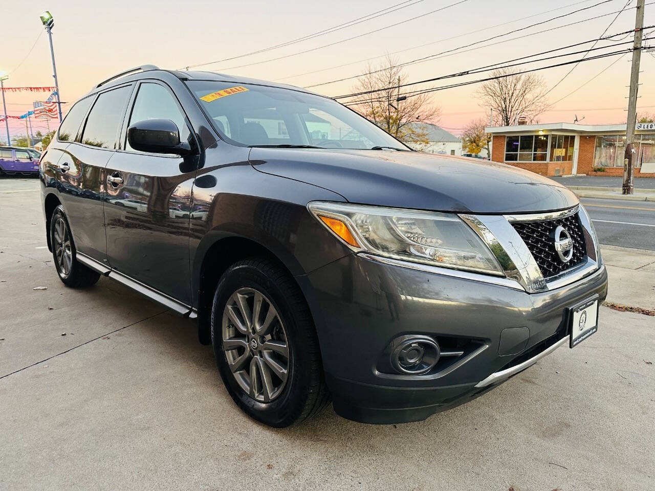 2014 Nissan Pathfinder for sale at American Dream Motors in Winchester, VA