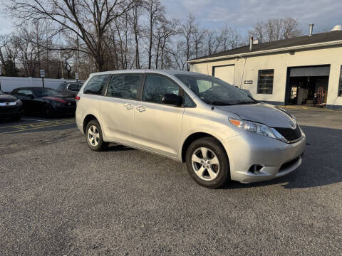 2014 Toyota Sienna L 7-Passenger