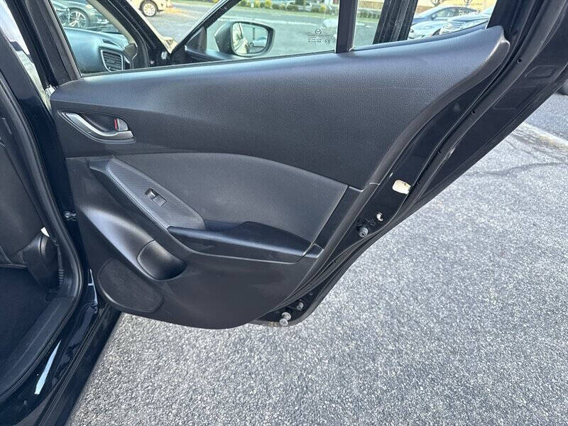 2015 Mazda MAZDA3 i Sport