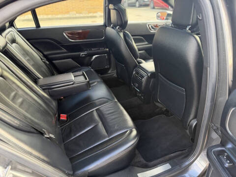 2017 Lincoln Continental Select